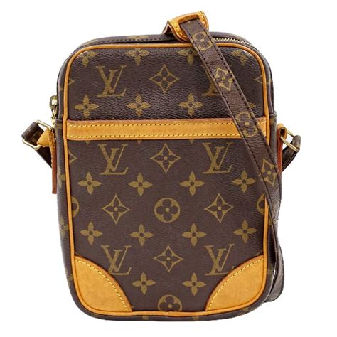 tracolla uomo louis vuitton prezzo|Borse da uomo tracolla Louis Vuitton .